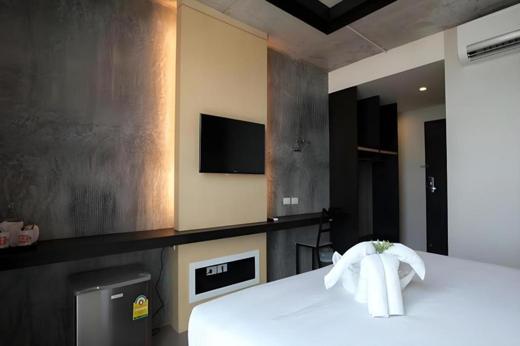 B2 South Pattaya Premier Hotel Экстерьер фото