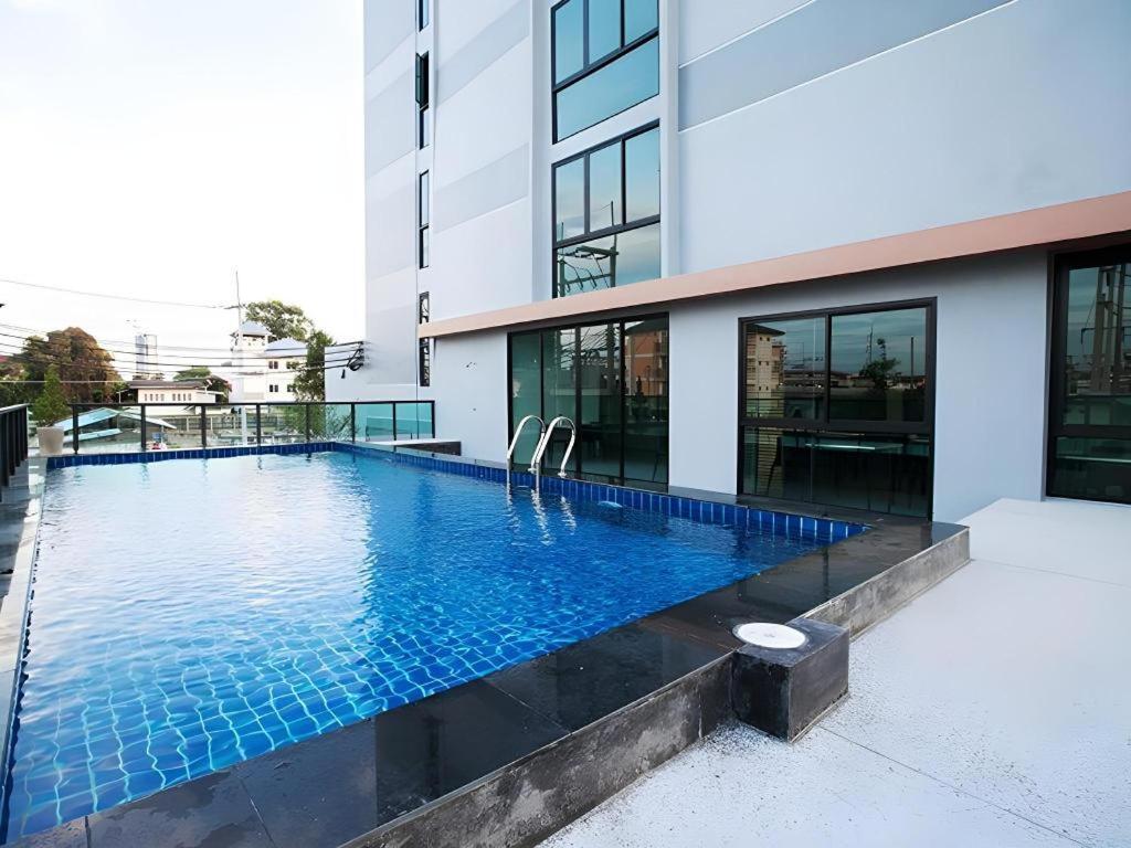 B2 South Pattaya Premier Hotel Экстерьер фото
