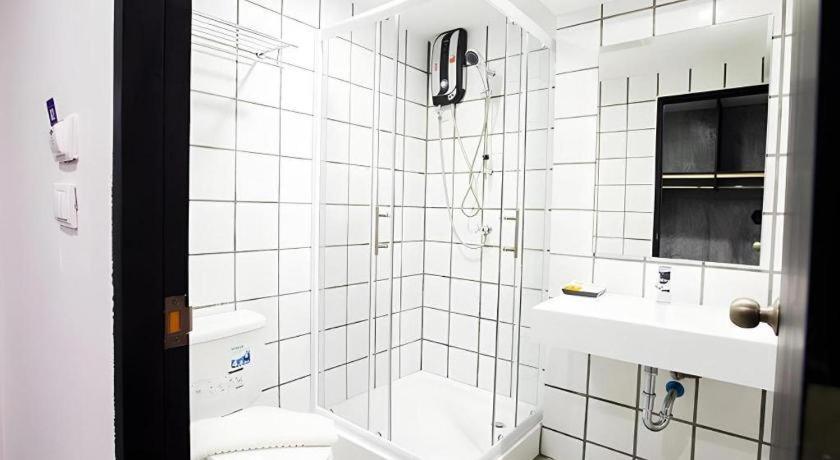 B2 South Pattaya Premier Hotel Экстерьер фото