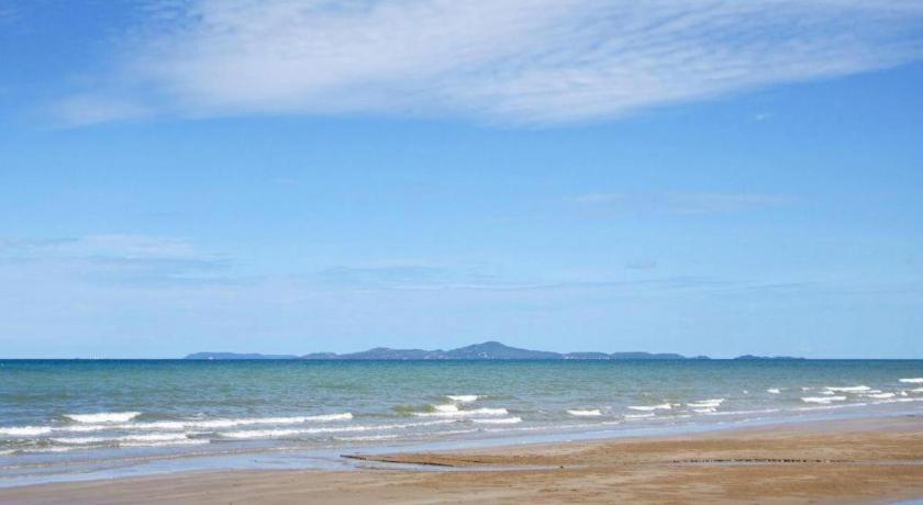 B2 South Pattaya Premier Hotel Экстерьер фото